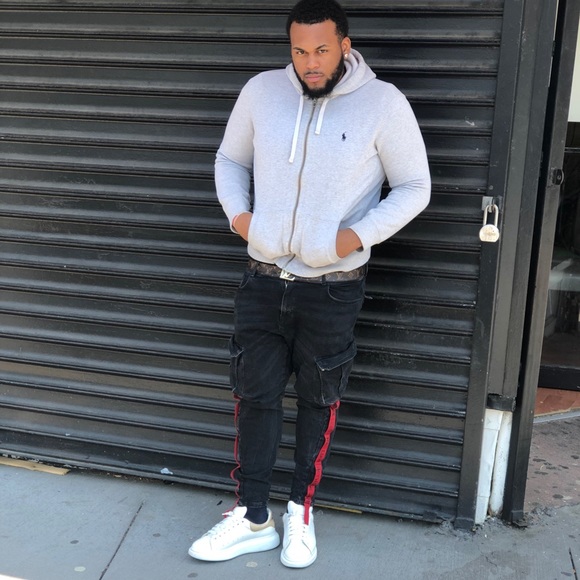 Meet your Posher, Zion - Picture 1 of 1